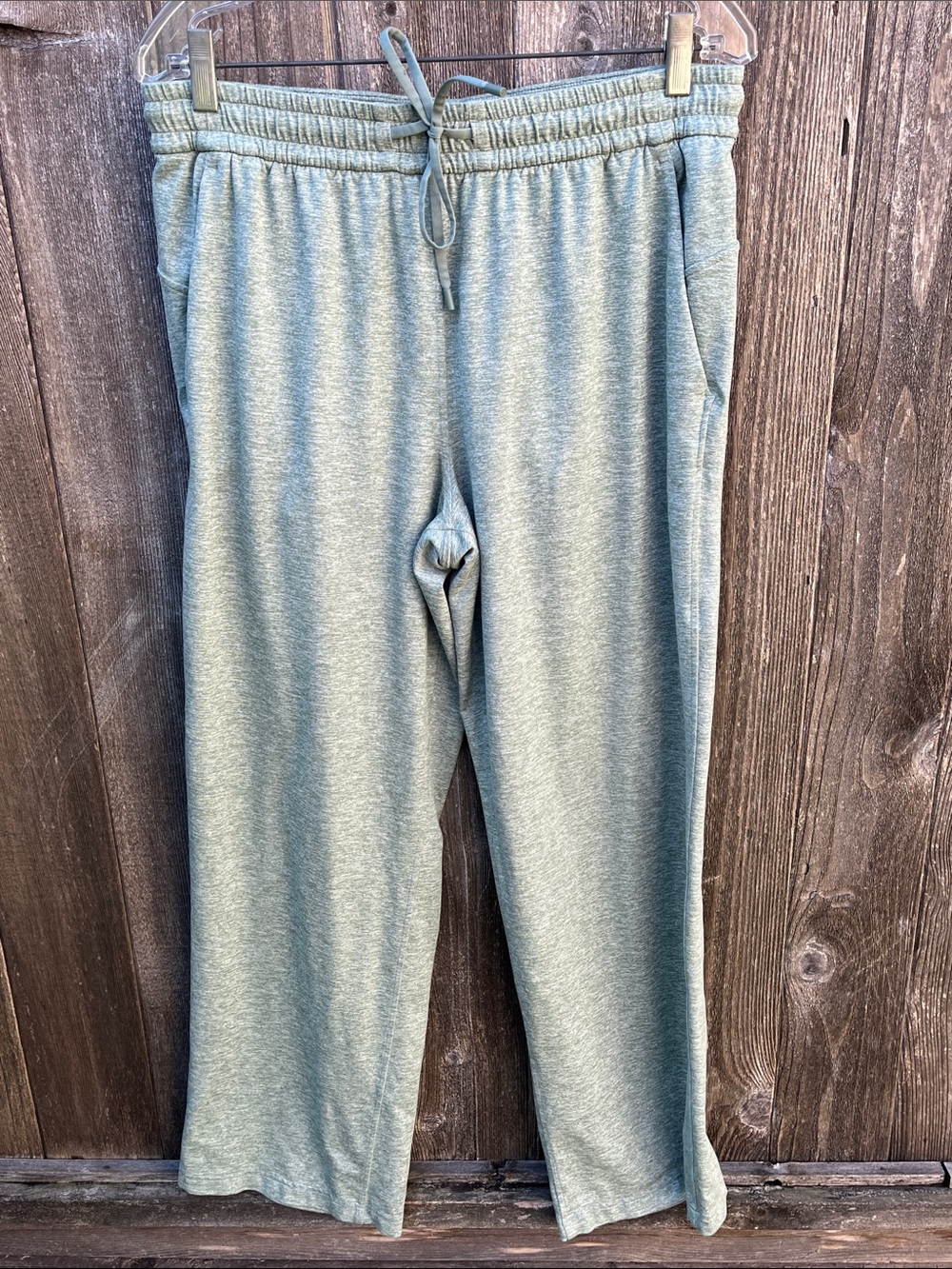 Lululemon Soft Jersey Straight Leg Mid Rise Pant *Regular